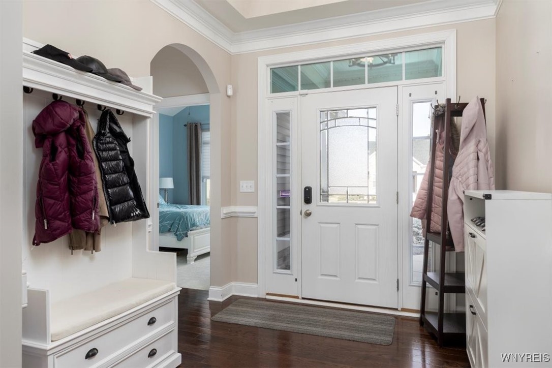11 Sonnet Drive, Orchard Park, New York image 2