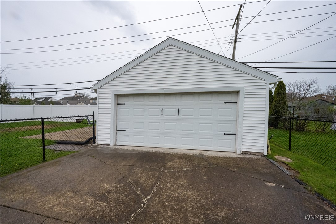 1936 Parker Boulevard, Tonawanda, New York image 37
