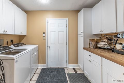 Tiny photo for 7054 Brian Lane, Wheatfield, NY 14304 (MLS # B1660629)