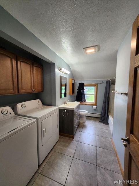 Tiny photo for 5834 S Transit Road, Lockport Town, NY 14094 (MLS # B1684809)
