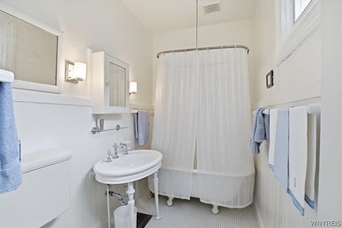Tiny photo for 36 Hodge Avenue, Buffalo, NY 14222 (MLS # B1702384)