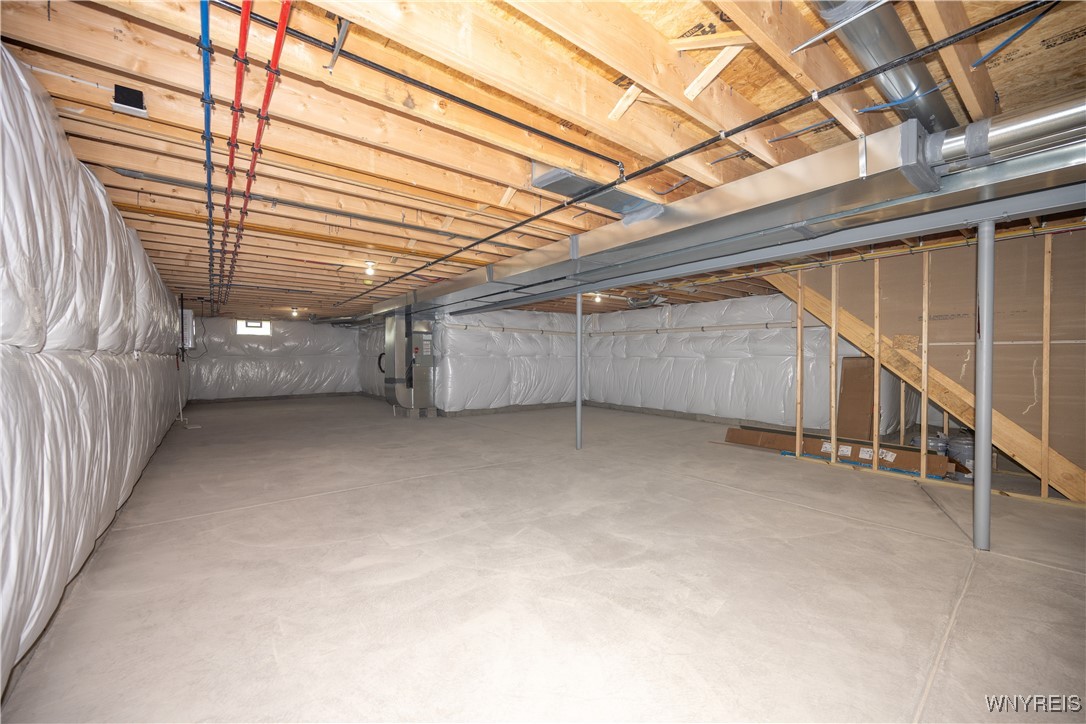 2536 Beverly Drive, Eden, New York image 35