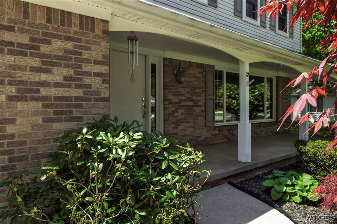 22 Forsythia Court, Orchard Park, New York image 4