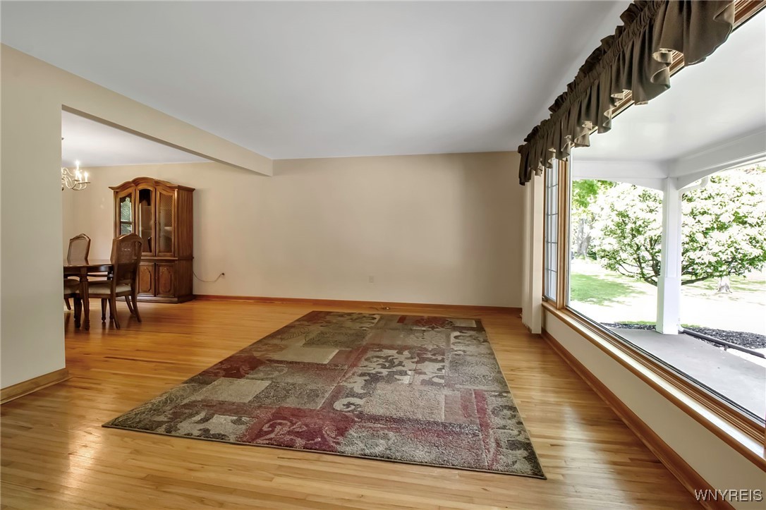 22 Forsythia Court, Orchard Park, New York image 16