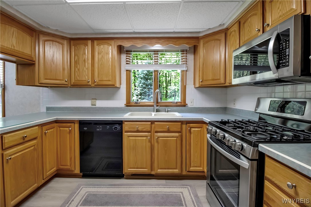 22 Forsythia Court, Orchard Park, New York image 25