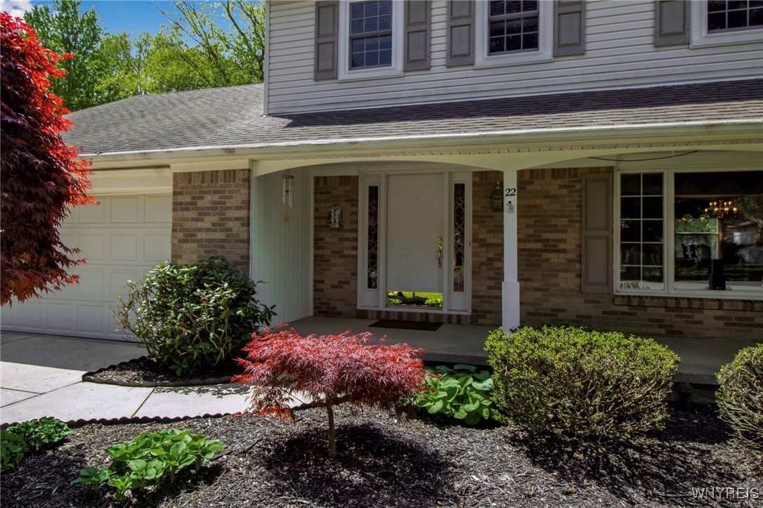 22 Forsythia Court, Orchard Park, New York image 3