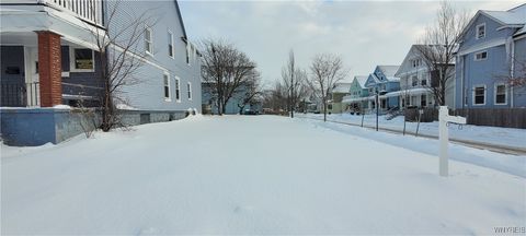 Photo of 393 Hampshire Street, Buffalo, NY 14213 (MLS # B1660890)