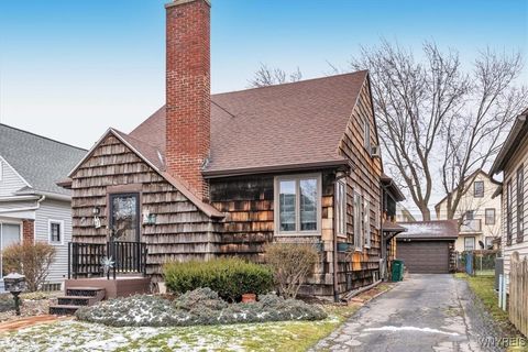 27 Arundel Road Buffalo NY 14216