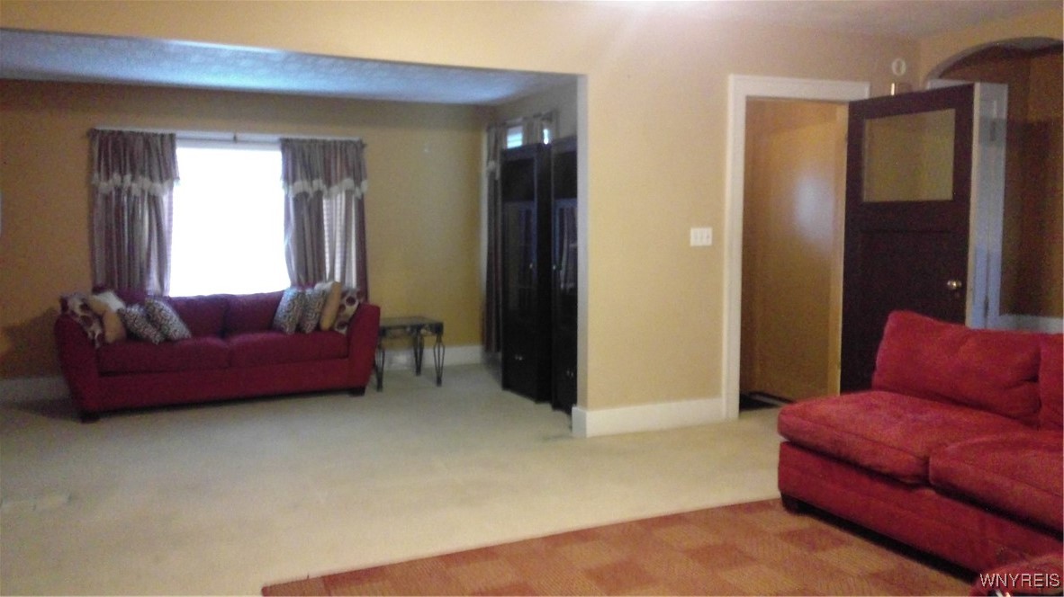 581 Eggert Road, Buffalo, New York image 2