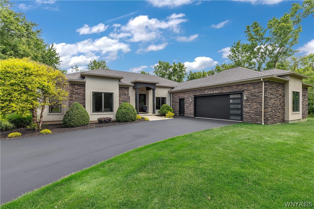 574 N Ellicott Creek Rd