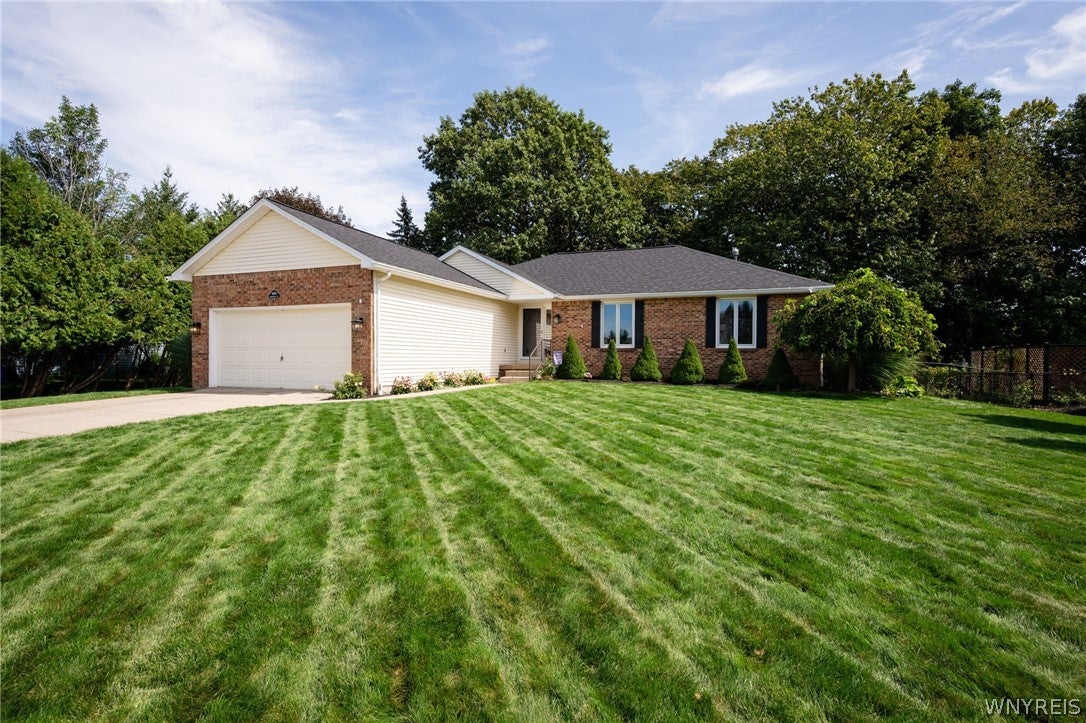 8959 Candlewood Lane