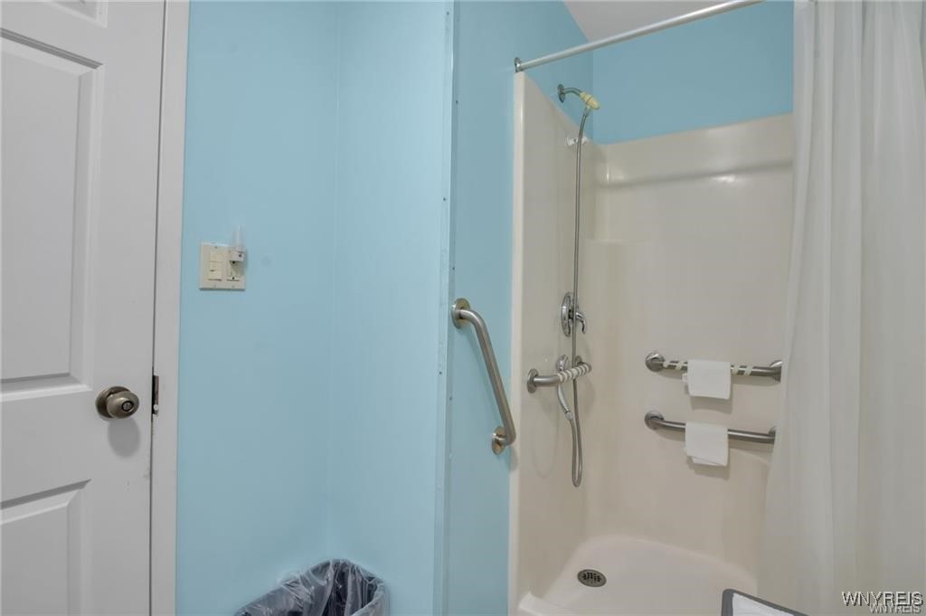 Shelby, New York 14103, United States, 1 Bedroom Bedrooms, ,1 BathroomBathrooms,Residential,Active,137648
