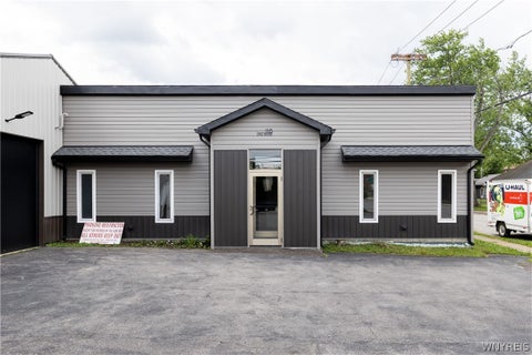 Photo of 116 Lake Avenue, Hamburg, NY 14219 (MLS # B1716319)