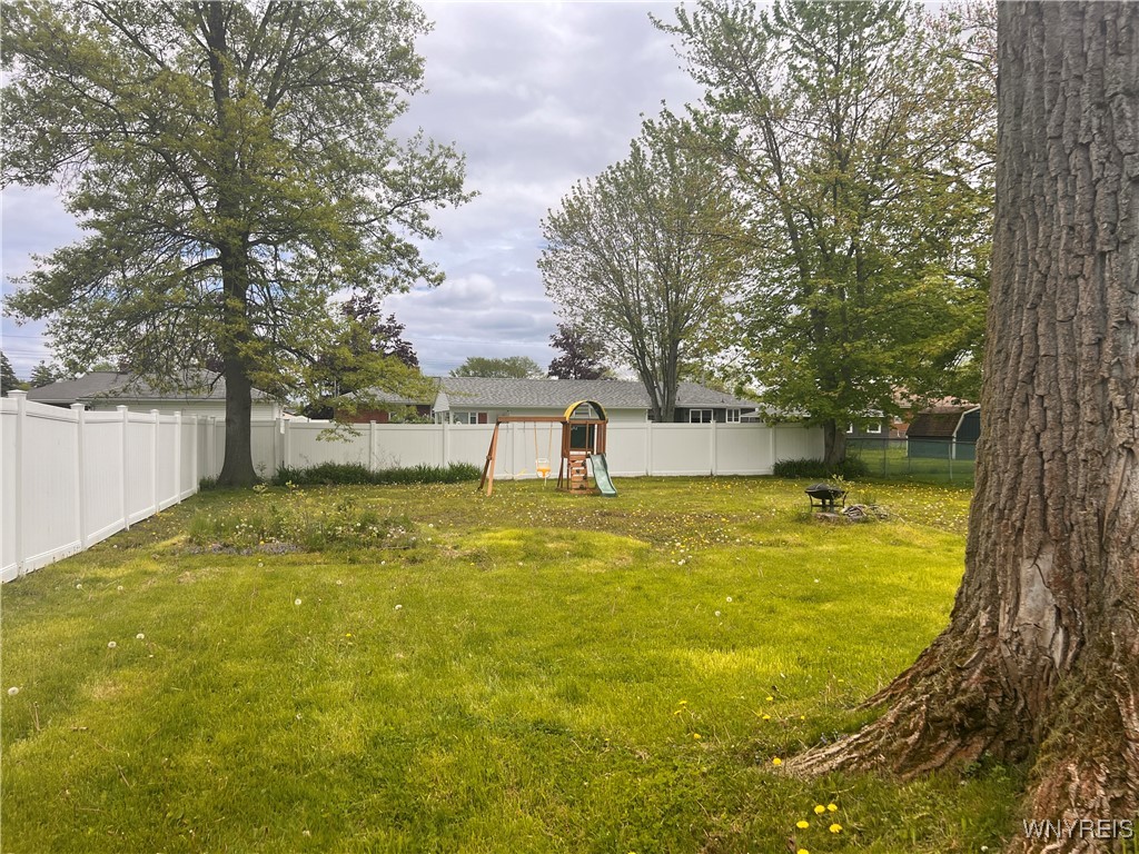 1323 Doebler Drive, North Tonawanda, New York image 6