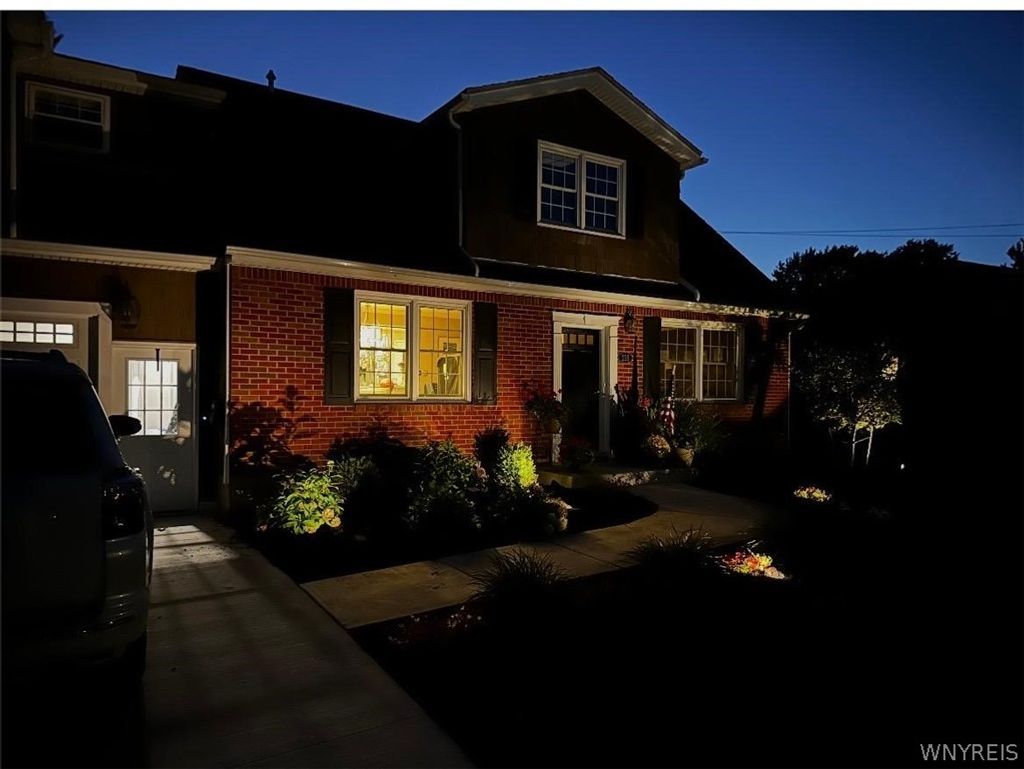 Photo of 216 N Linden Street, Amherst, NY 14221 (MLS # B1665954)