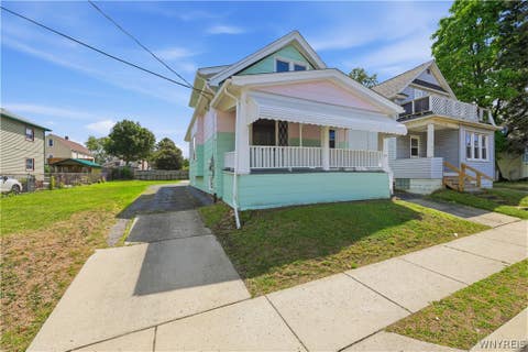Tiny photo for 77 Harlem Road, West Seneca, NY 14224 (MLS # B1708599)