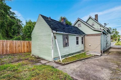 Tiny photo for 66 Schmarbeck Avenue, Buffalo, NY 14212 (MLS # B1657367)