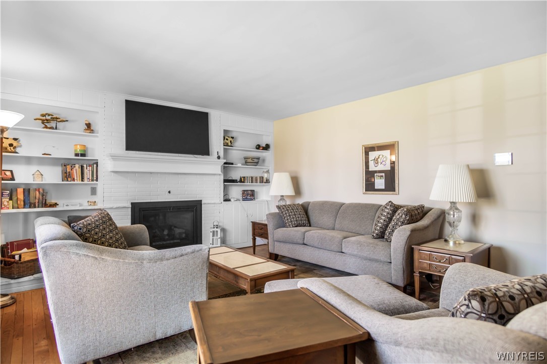 521 Thorncliff Road
