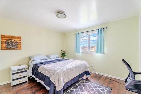 Tiny photo for 4788 Mapleton Road, Pendleton, NY 14094 (MLS # B1648676)