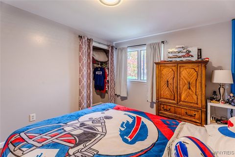 Tiny photo for 4788 Mapleton Road, Pendleton, NY 14094 (MLS # B1648676)