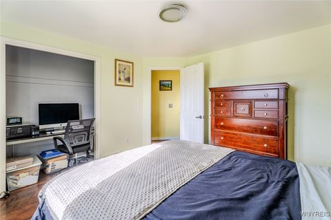 Tiny photo for 4788 Mapleton Road, Pendleton, NY 14094 (MLS # B1648676)