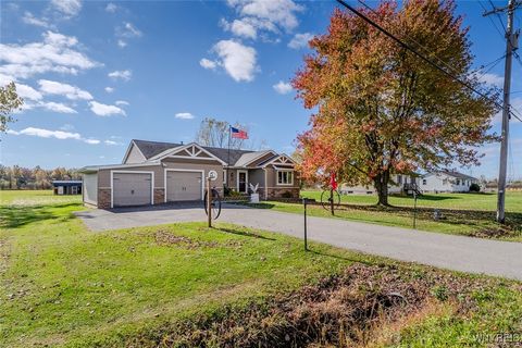 Tiny photo for 4788 Mapleton Road, Pendleton, NY 14094 (MLS # B1648676)