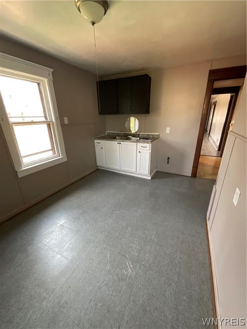 Tiny photo for 11 Eckhert Street, Buffalo, NY 14207 (MLS # B1706360)