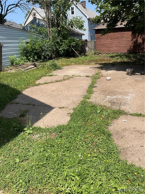 Tiny photo for 11 Eckhert Street, Buffalo, NY 14207 (MLS # B1706360)