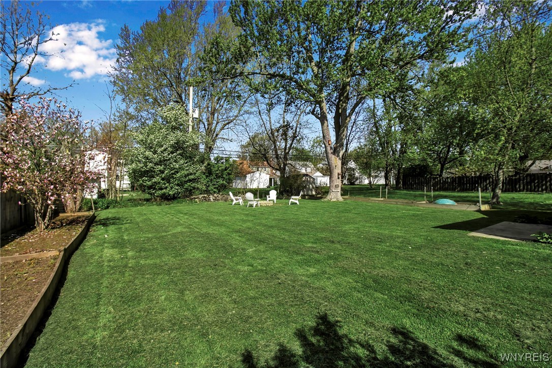172 S Huxley Drive, Cheektowaga, New York image 37
