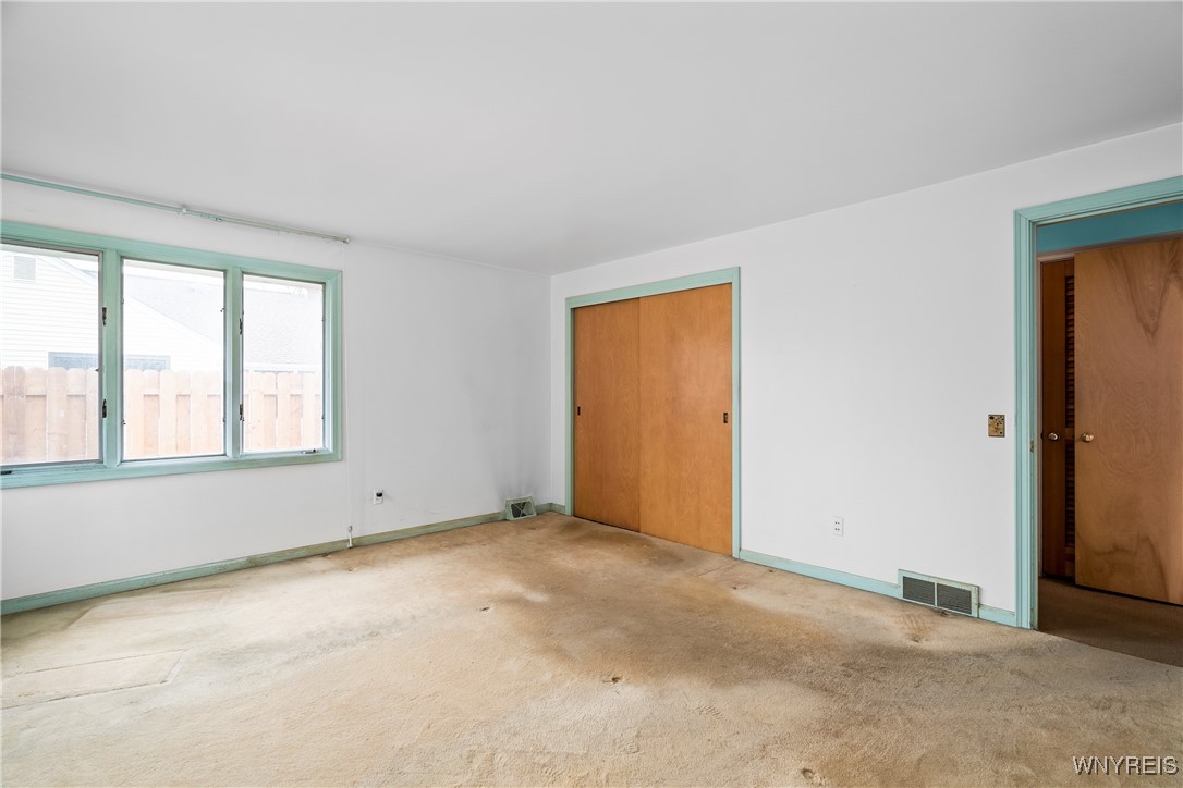 100 Briar Row Lane, Amherst, New York image 18