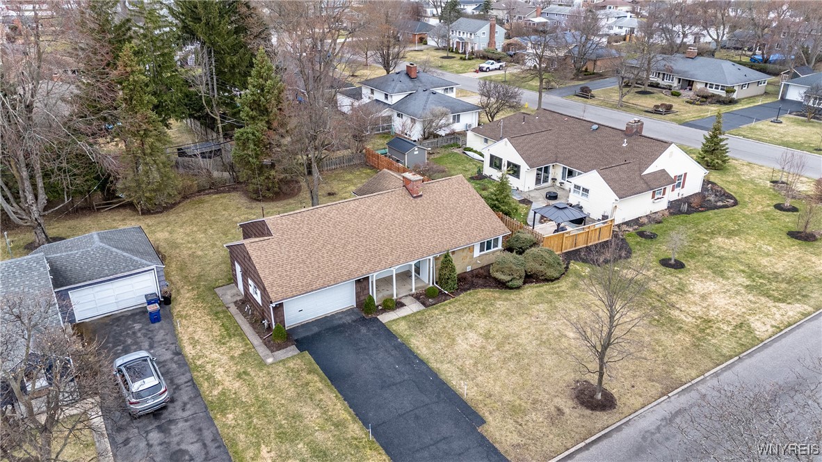100 Briar Row Lane, Amherst, New York image 30