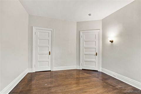 Tiny photo for 26 Soldiers Place, Buffalo, NY 14222 (MLS # B1723274)