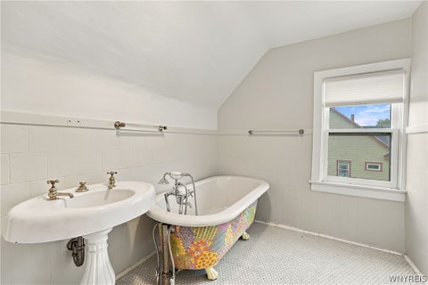 Tiny photo for 26 Soldiers Place, Buffalo, NY 14222 (MLS # B1723274)