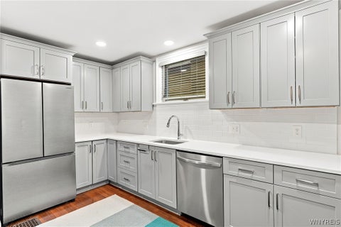 Tiny photo for 26 Soldiers Place, Buffalo, NY 14222 (MLS # B1723274)