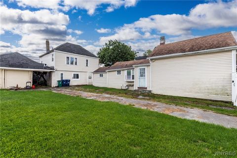 Tiny photo for 25 N Central Avenue #E, Buffalo, NY 14212 (MLS # B1634136)