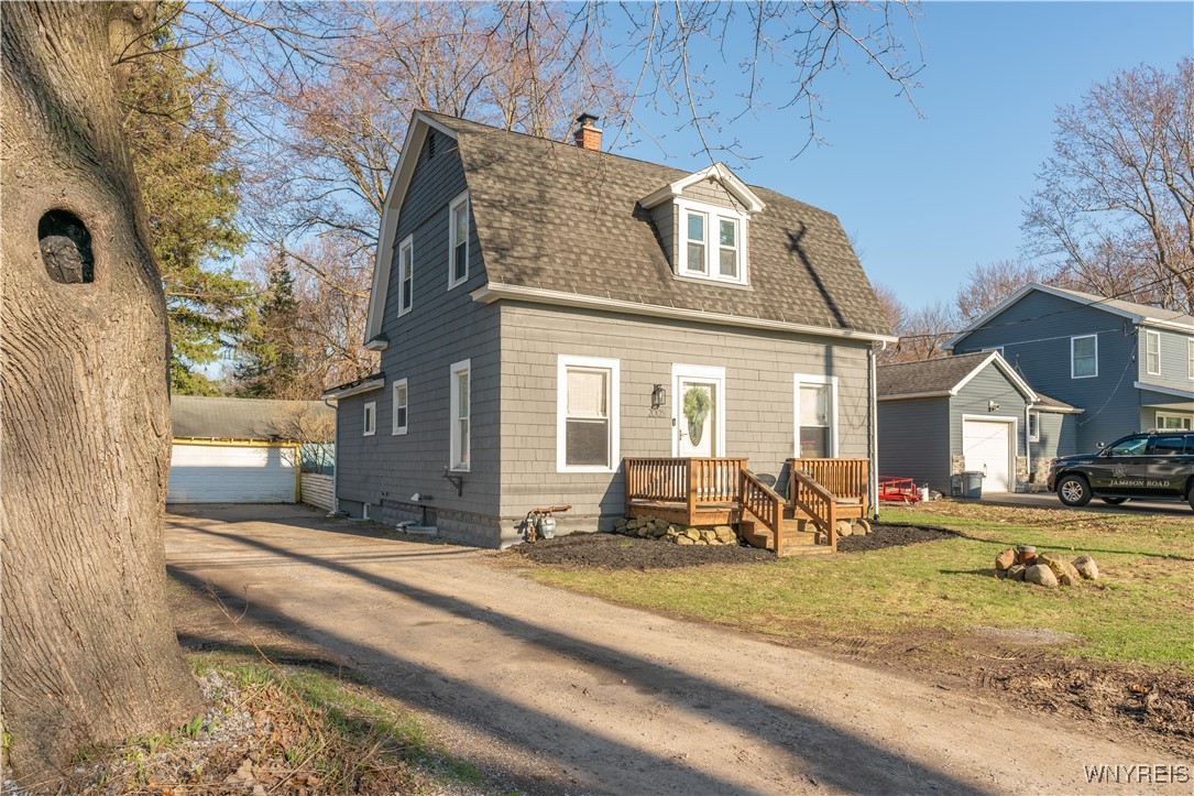 2005 Bowen Road, Elma, New York image 1