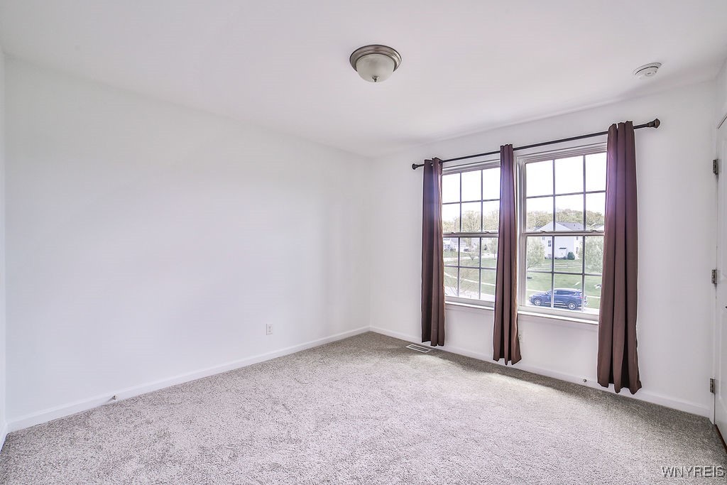 5042 Woodway Court, Hamburg, New York image 48