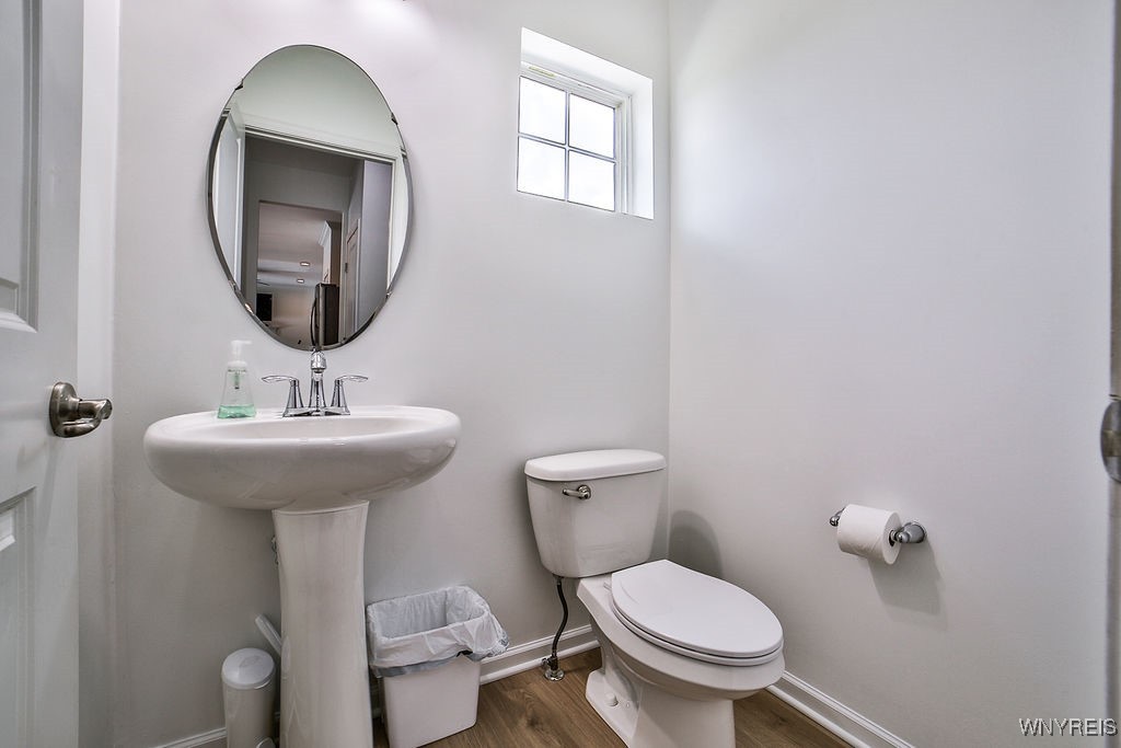 5042 Woodway Court, Hamburg, New York image 32