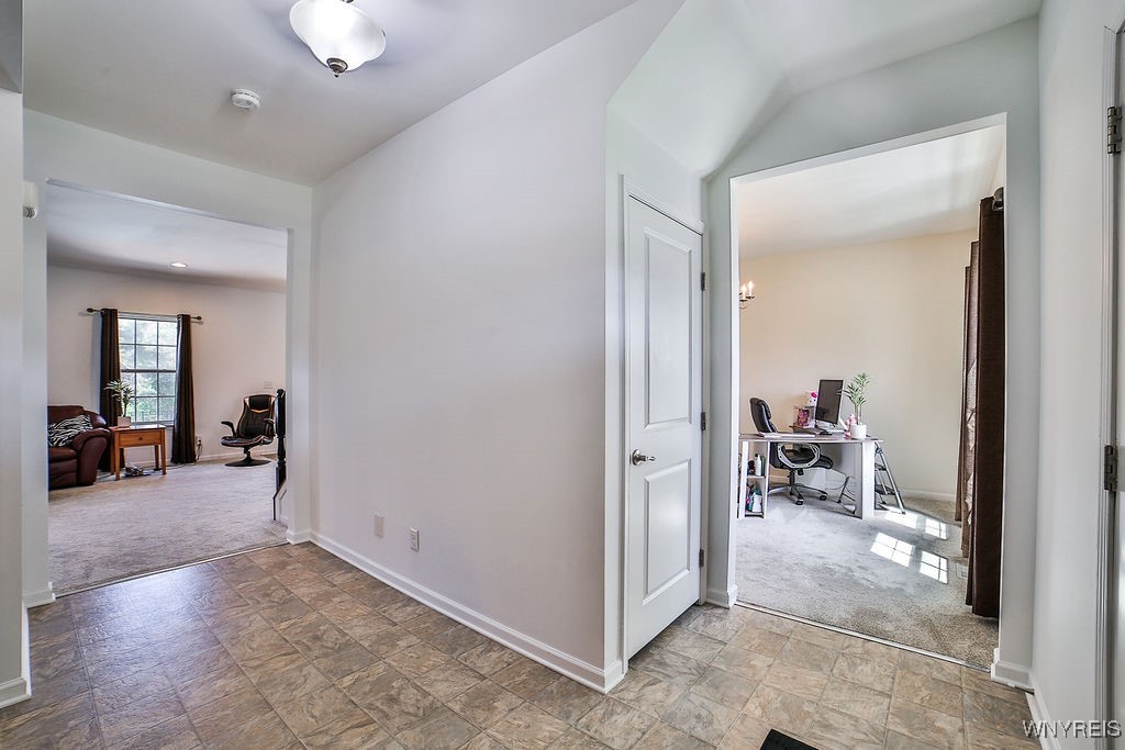 5042 Woodway Court, Hamburg, New York image 15