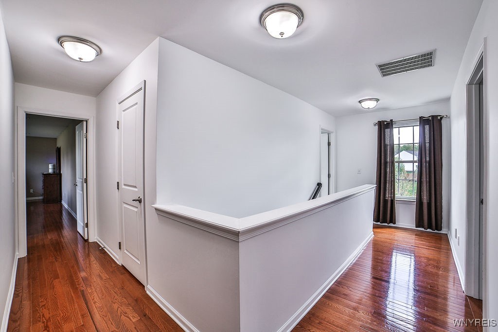 5042 Woodway Court, Hamburg, New York image 34
