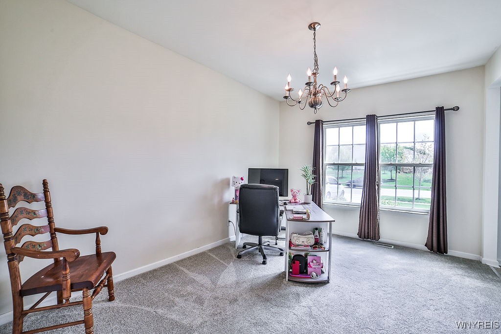 5042 Woodway Court, Hamburg, New York image 30
