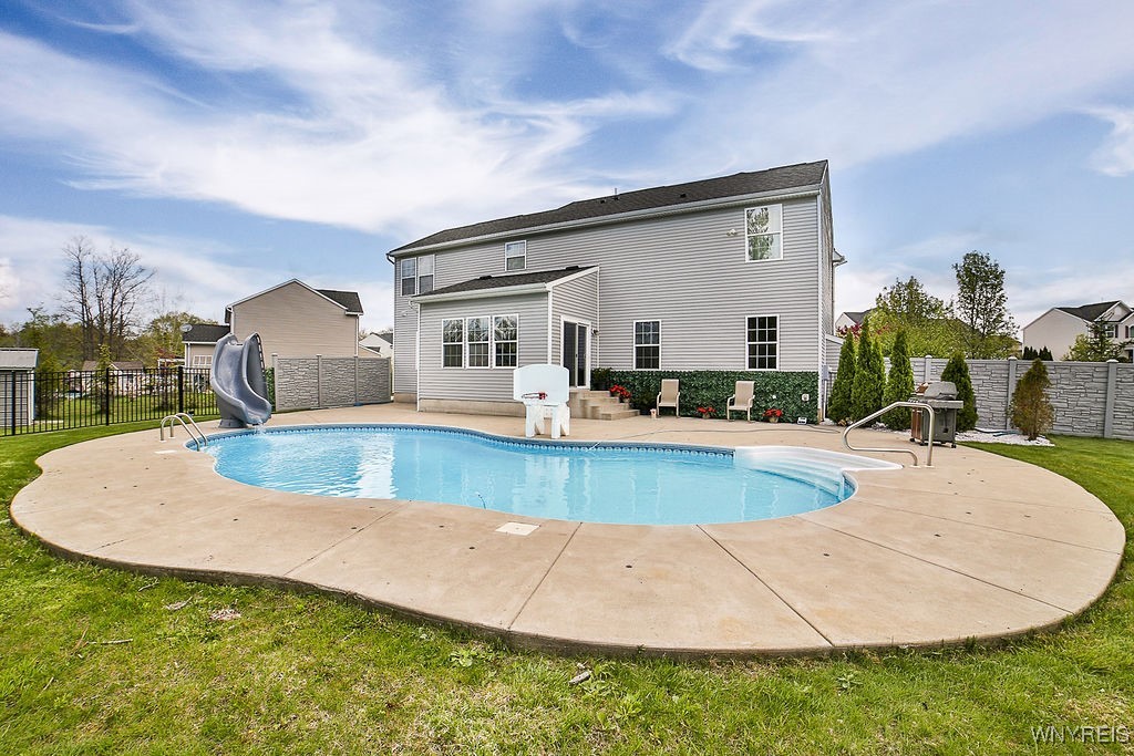 5042 Woodway Court, Hamburg, New York image 10
