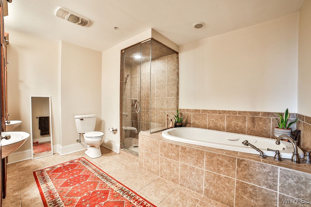 132 Lakefront Boulevard #204, Buffalo, New York image 20
