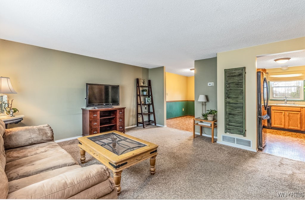 285 Tracey Lane, Grand Island, New York image 8