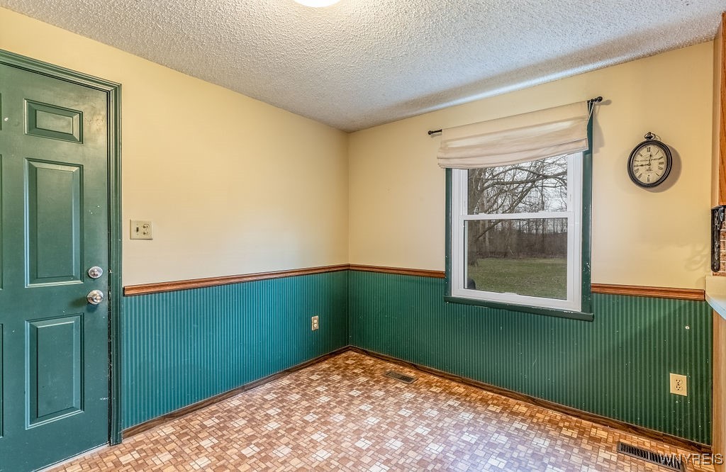 285 Tracey Lane, Grand Island, New York image 13