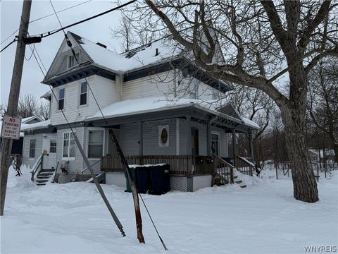 3817 Deveaux Street Niagara Falls NY 14305