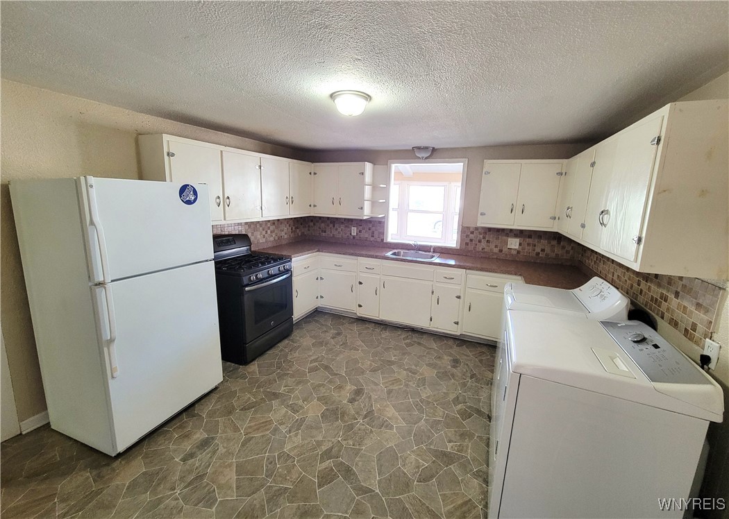 49 Stenzil Street, North Tonawanda, New York image 4