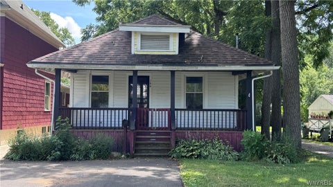 Photo of 164 Long Avenue, Hamburg, NY 14075 (MLS # B1707764)