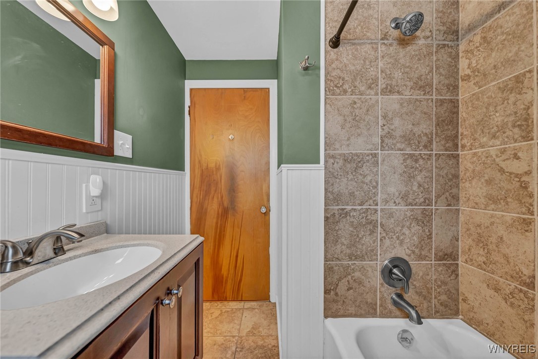 67 Rosedale Boulevard, Amherst, New York image 21
