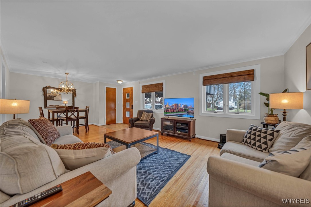 67 Rosedale Boulevard, Amherst, New York image 5